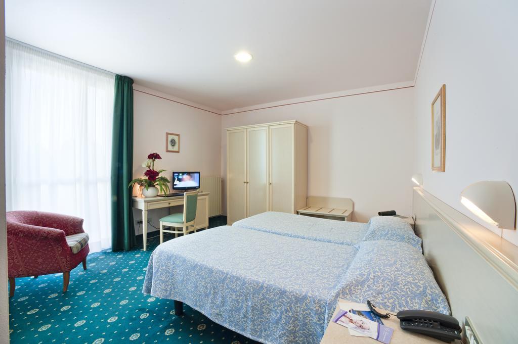 Terme Villa Pace Abano Terme Ngoại thất bức ảnh